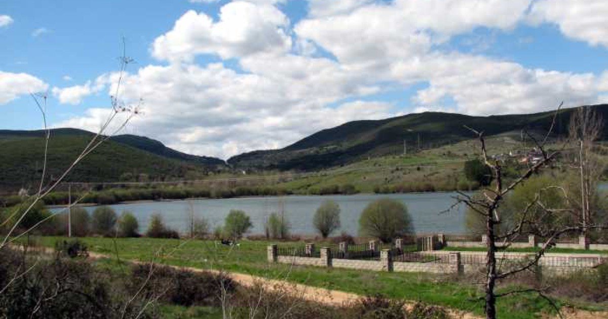 10 Piscinas naturales en León: los mejores lugares para bañarse