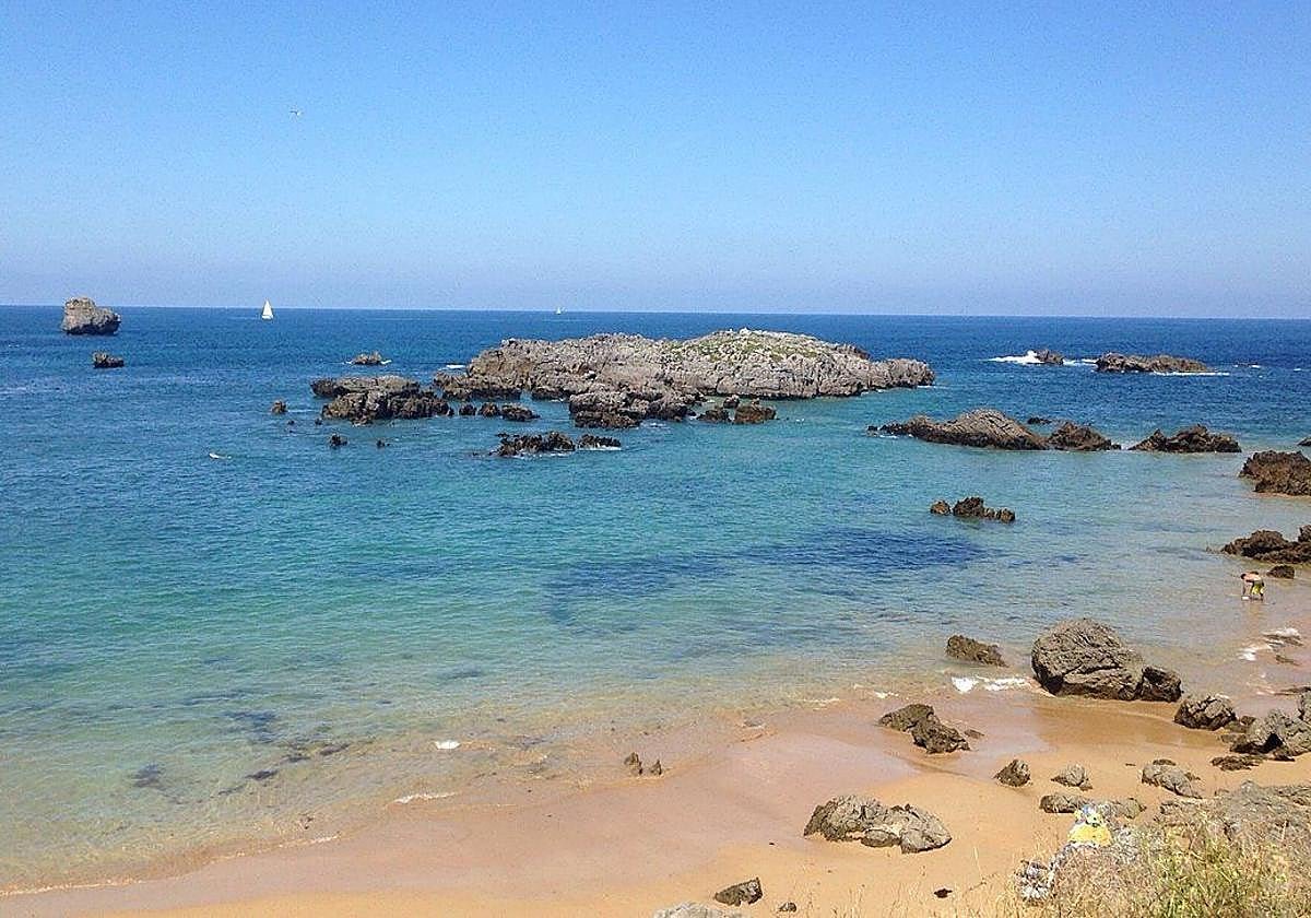 De León a Cantabria: las 11 playas con bandera azul para una escapada este verano | leonoticias.com