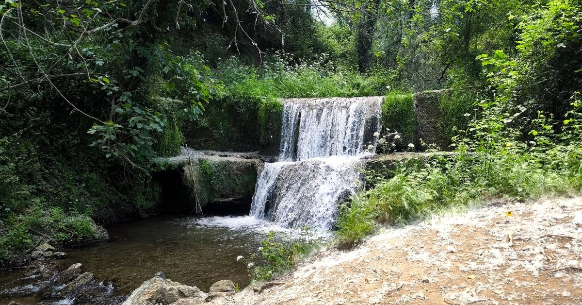 De senderismo por la Sierra de Aracena: Más que rutas por la naturaleza, una experiencia que deja huella