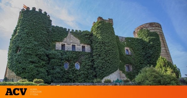 Descubre el espectacular castillo de Segovia que acogió a Juana de Castilla tras la muerte de Felipe el Hermoso: ahora se celebran bodas y eventos