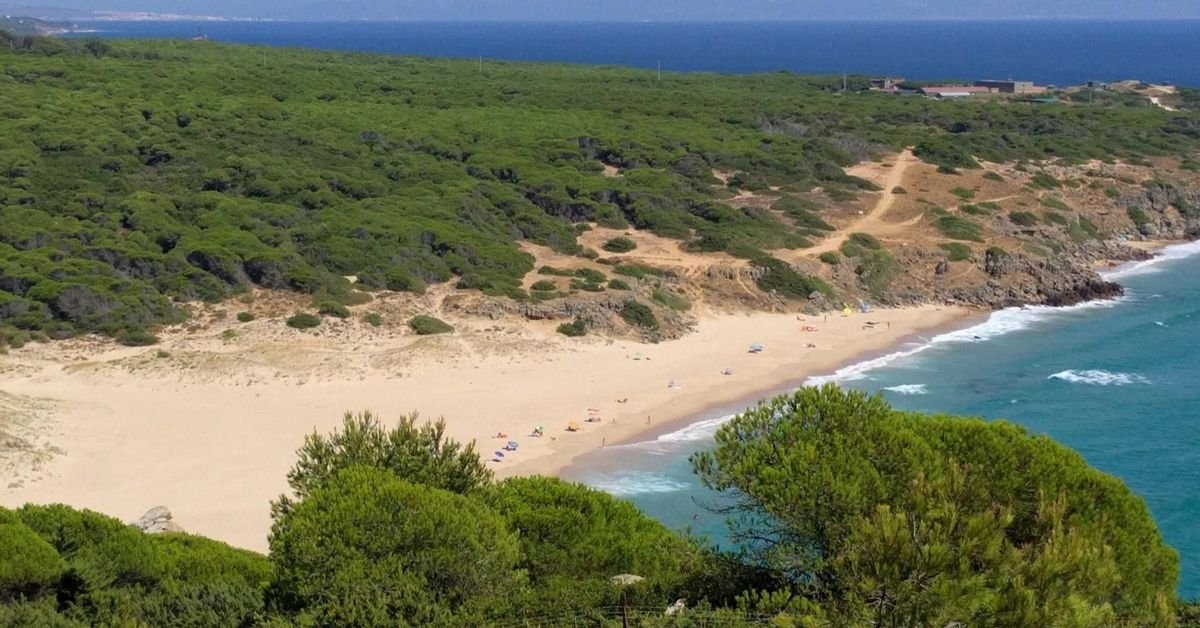 Dos calas de Cádiz entre las más paradisíacas de Andalucía: “Escapadas junto al mar donde perderse un par de días”
