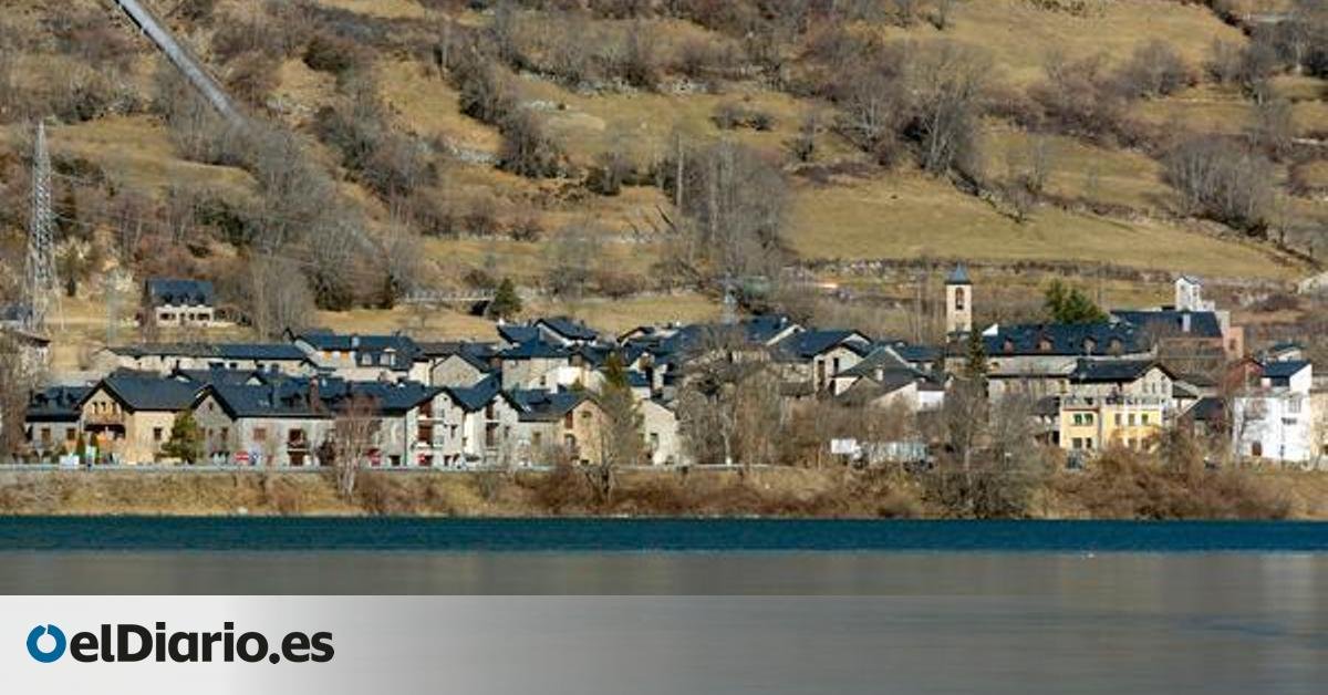 El desconocido pueblo de Huesca a orillas de un embalse a 1.118 metros sobre el nivel del mar y rodeado de un paisaje espectacular