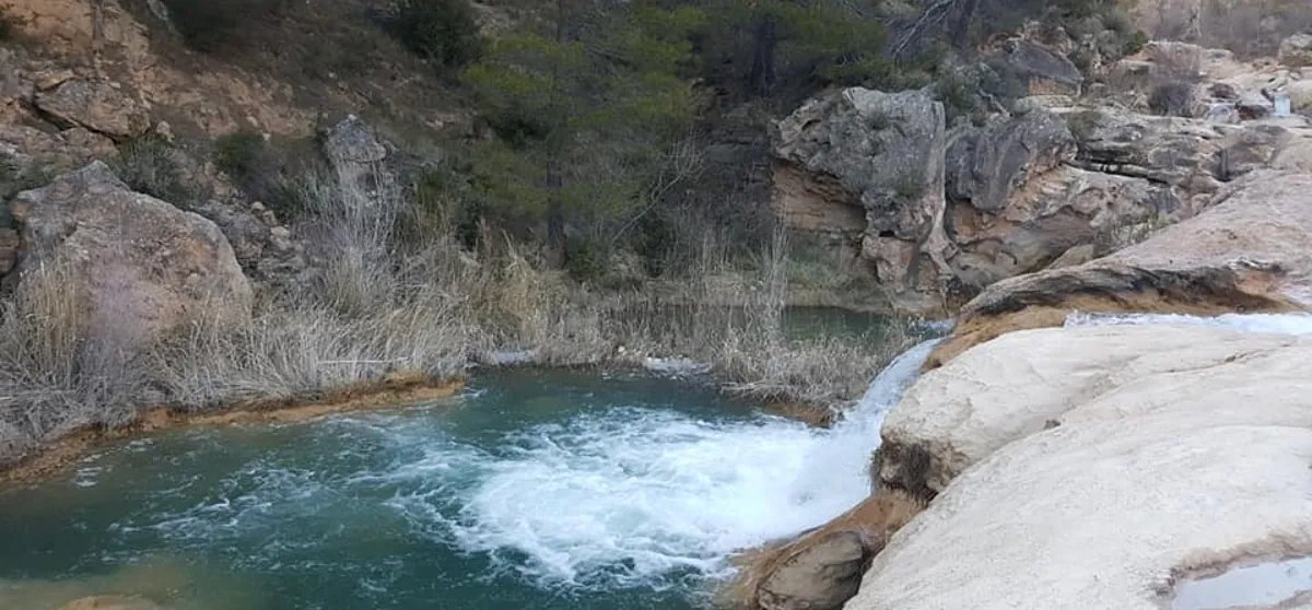 El paraíso natural de aguas turquesas y cascadas cristalinas que conquista a todos está en Castilla-La Mancha