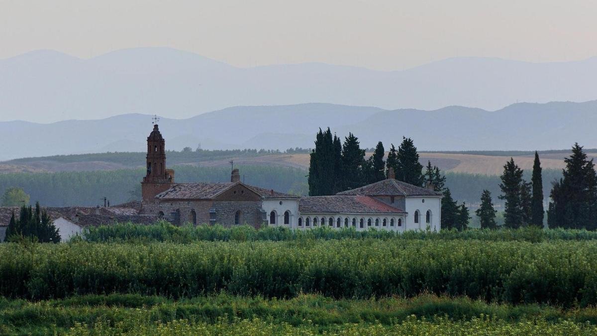 El pequeño pueblo de Zaragoza que alberga un histórico palacio en su única calle