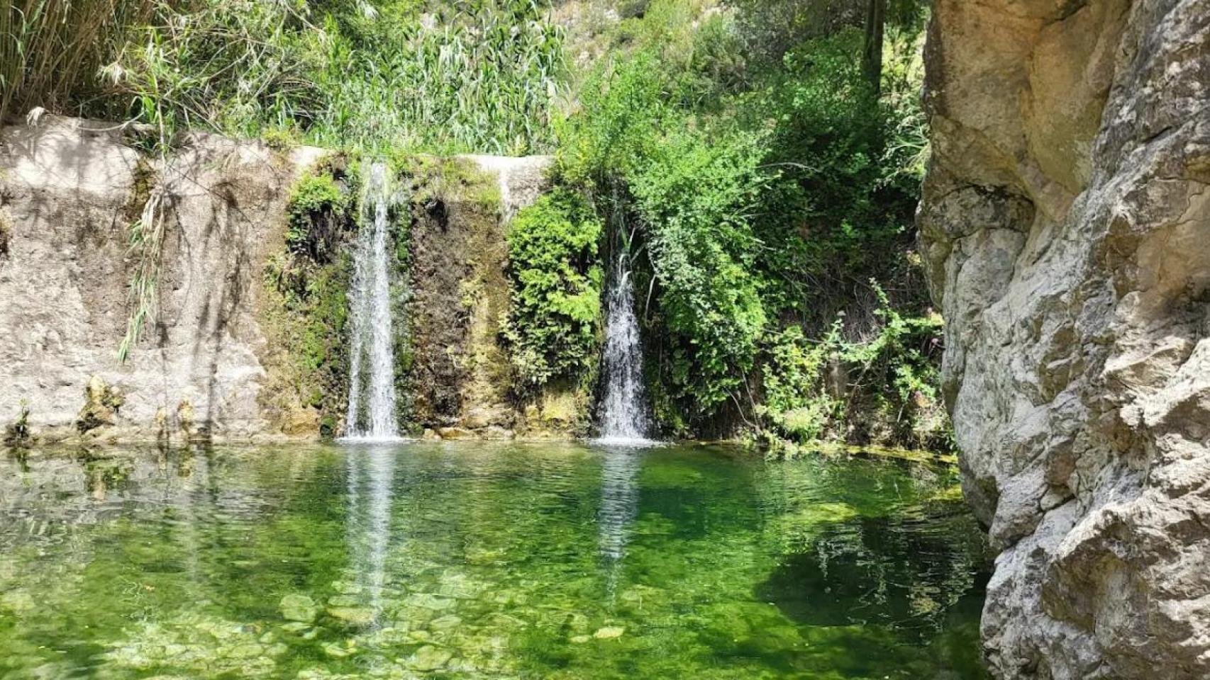 El precioso pueblo de Alicante repleto de piscinas naturales para refrescarse en verano: 