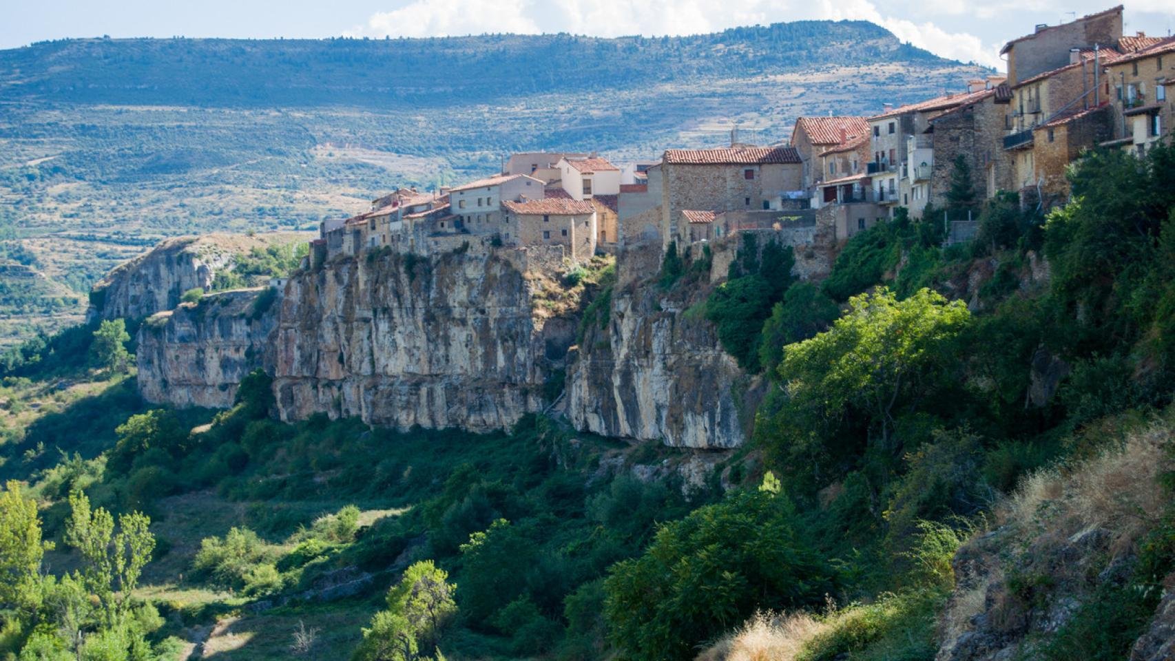 El pueblo de Aragón sobre un acantilado que recomienda visitar National Geographic: es una joya
