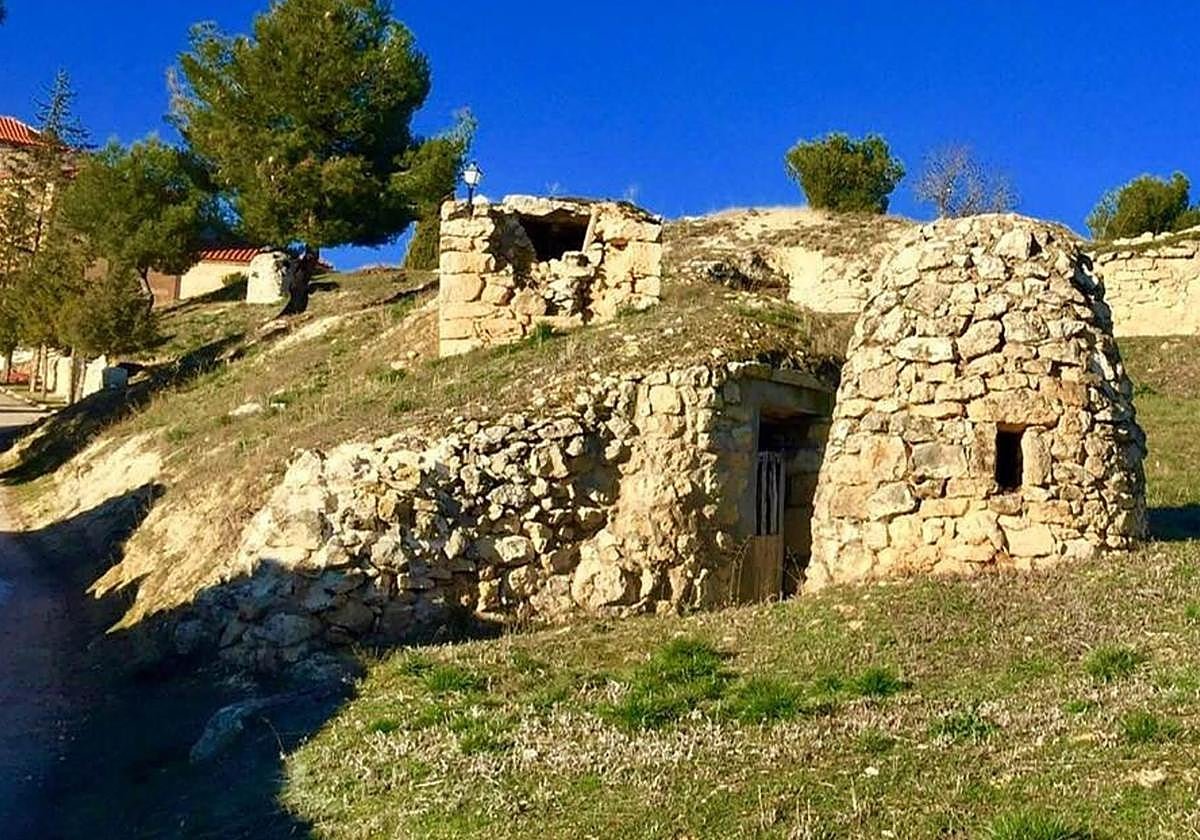 El pueblo de Burgos que ha sido premiado por su singular barrio de bodegas | BURGOSconecta