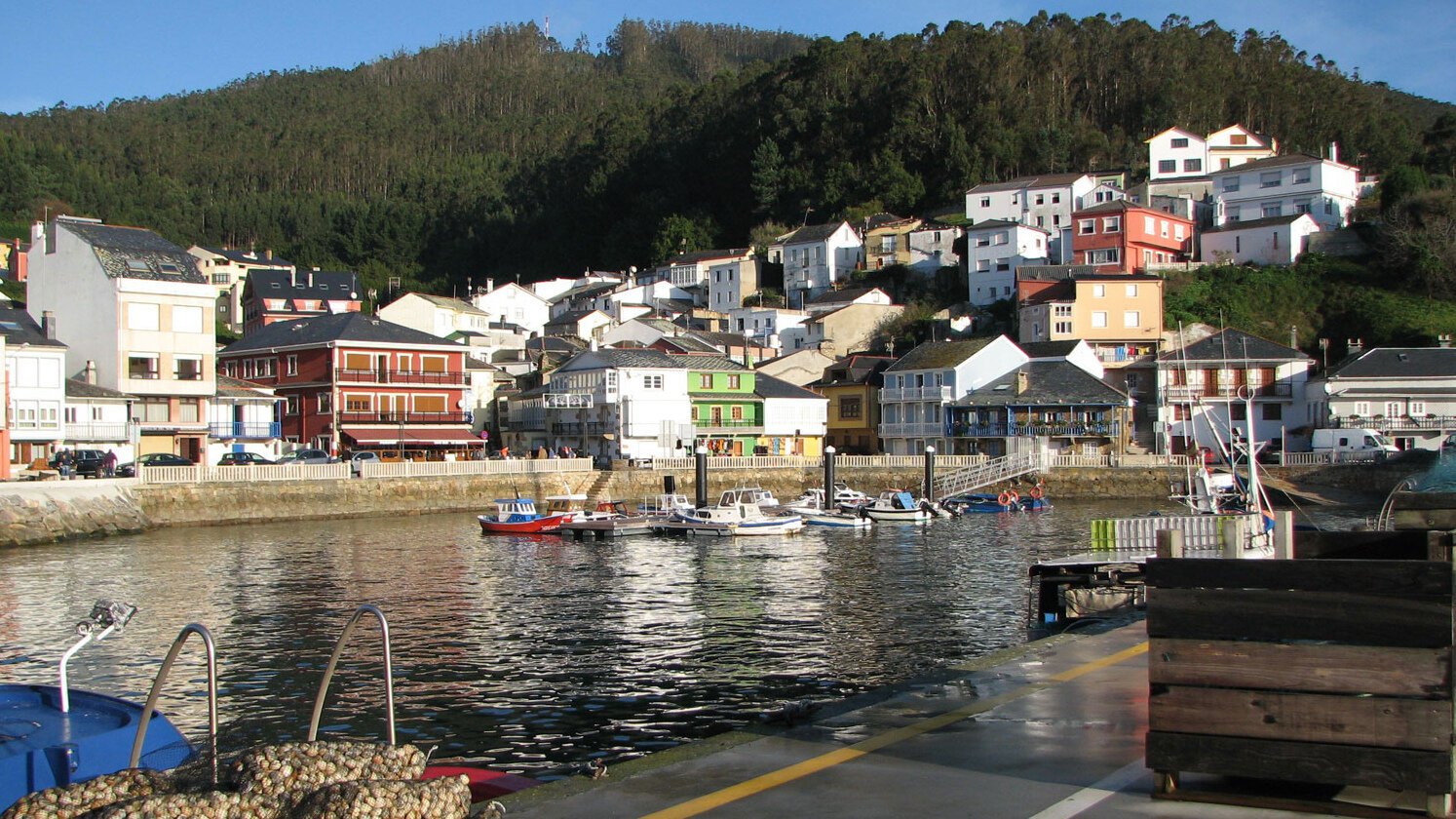 Escapada al Cinque Terre de Galicia: el pueblo marinero escondido entre dos mares