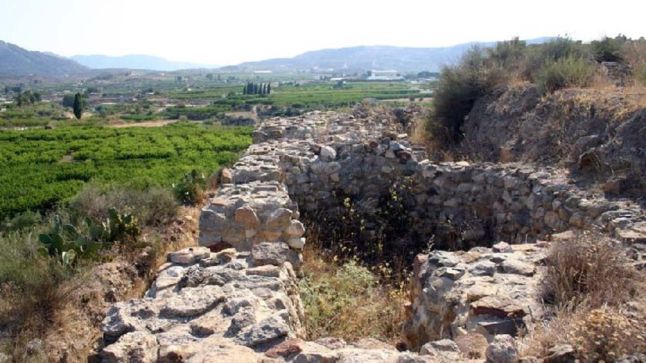 Esta es la ciudad española con pinturas y restos prehistóricos con 4.400 años de antigüedad