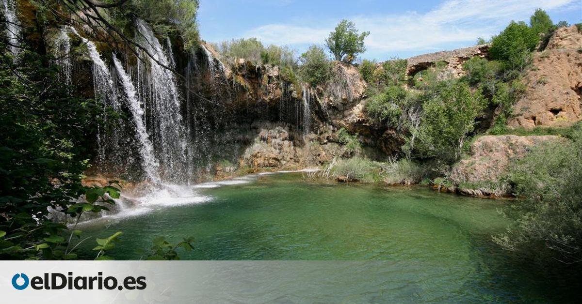 Este pequeño pueblo de Teruel es un refugio contra el calor: las cascadas y piscinas naturales que lo rodean