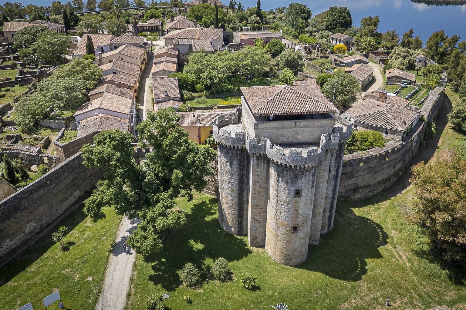 Granadilla, la antigua villa medieval de Extremadura que se convirtió en un pueblo fantasma