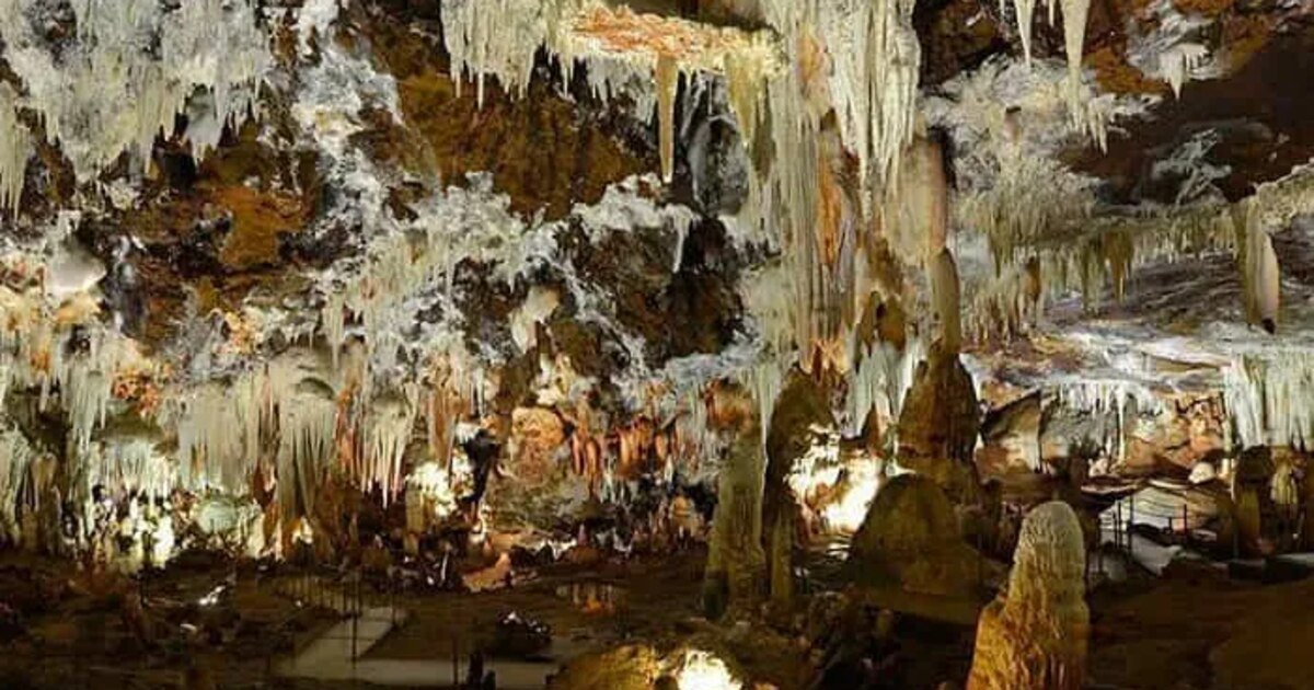La catedral geológica descubierta, por sorpresa, en Castilla y León a 50 metros de profundidad: se puede visitar