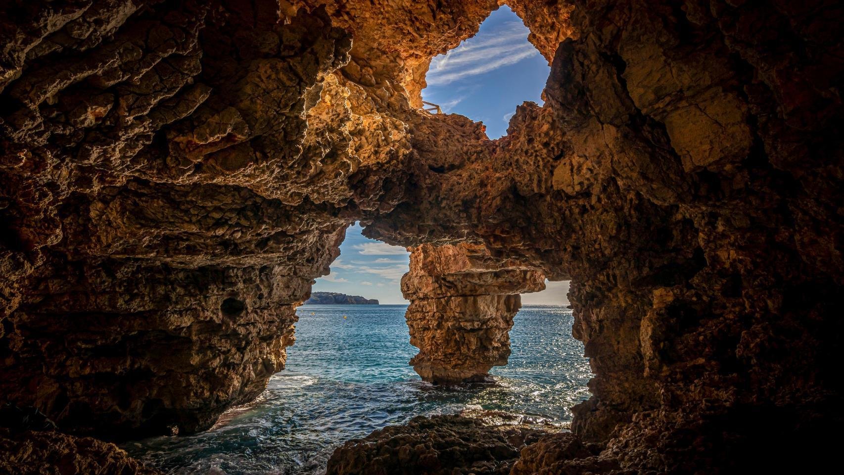 La cueva marina más grande de Alicante para disfrutar este verano: 
