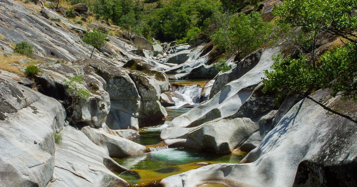 La Garganta de los Infiernos, una de las rutas de senderismo más espectaculares y refrescantes de España
