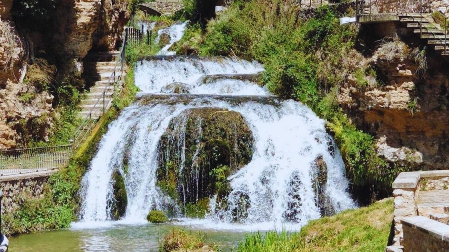La impresionante ruta de las cascadas al lado de Madrid que casi nadie conoce