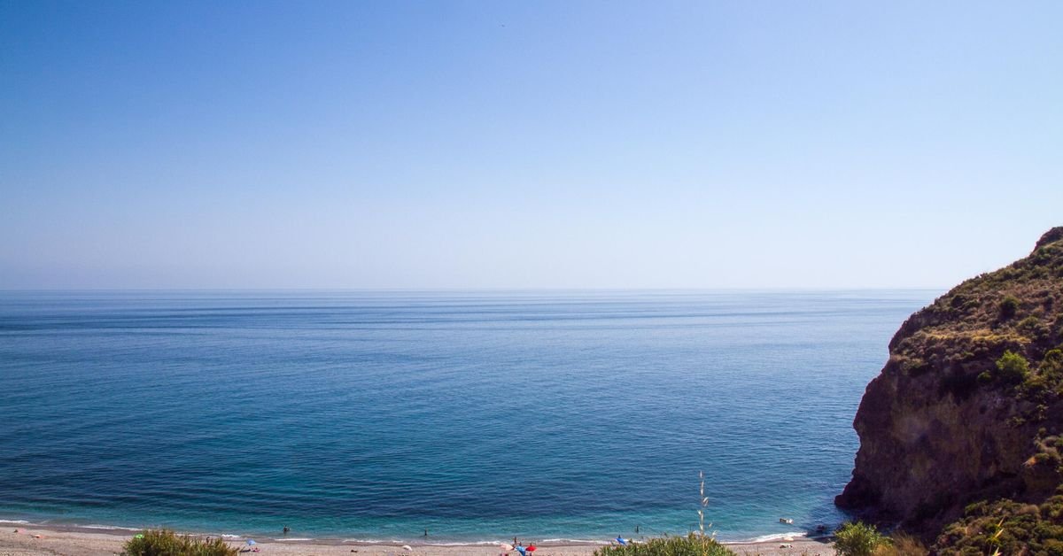 La insólita playa de Málaga que tiene agua salada y dulce: 