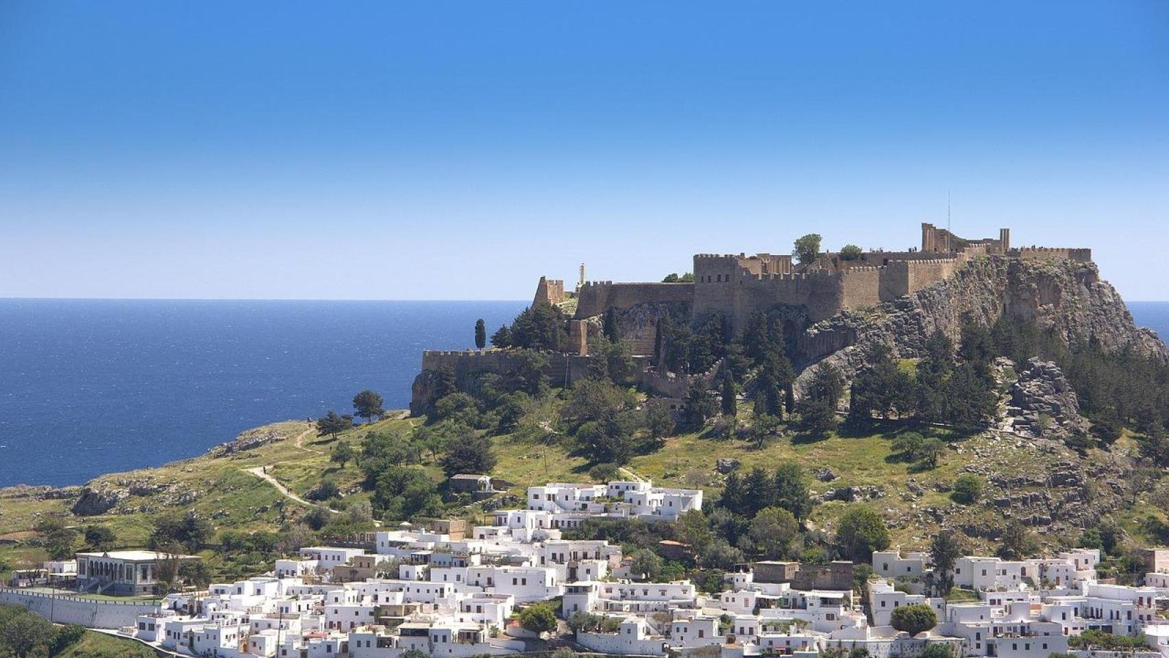 La isla griega de Rodas: destino turístico que mezcla la historia, arquitectura y belleza natural
