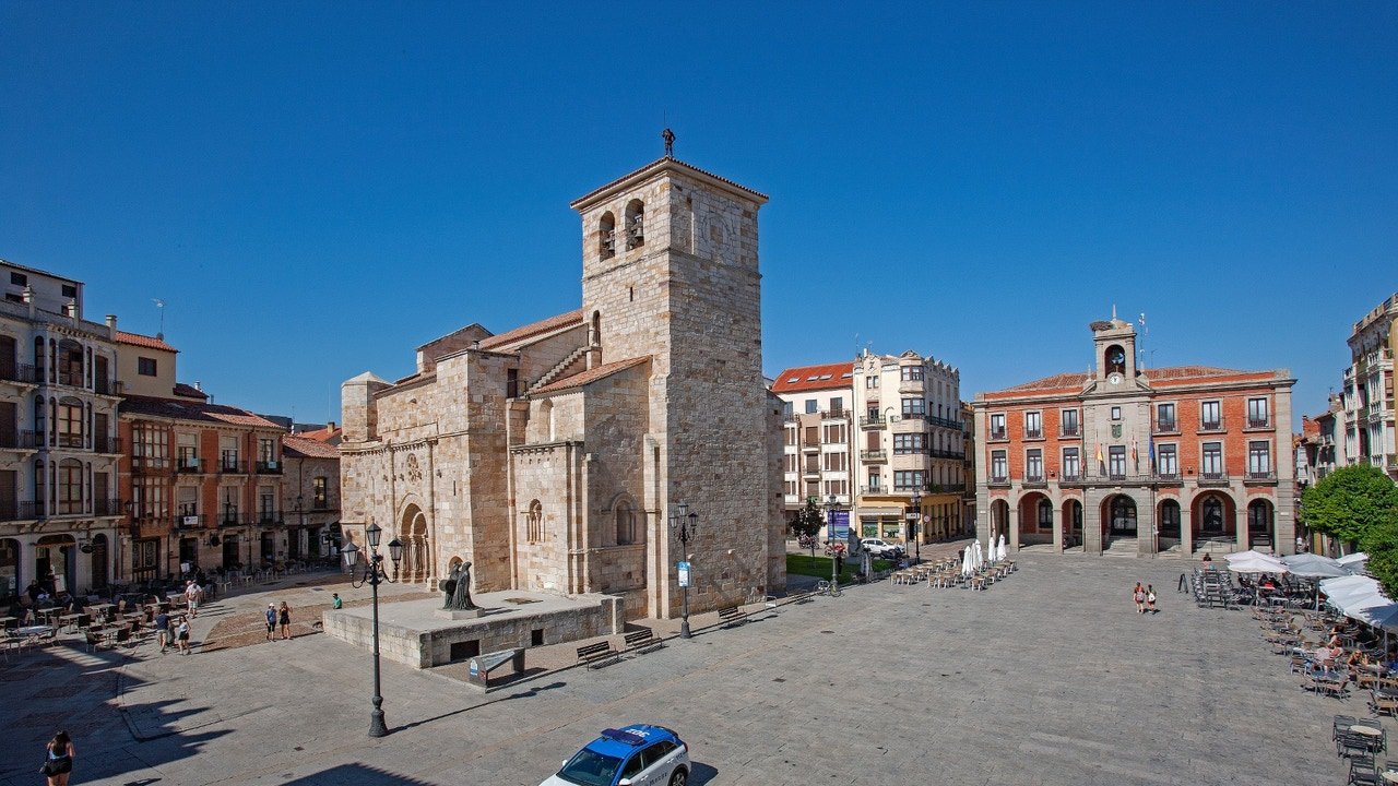 La mejor ciudad para visitar en verano es la capital española del Románico