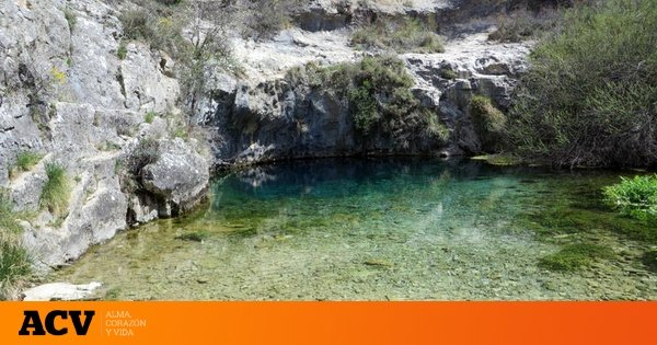 La piscina natural que tienes que visitar sí o sí en Burgos este verano: conocida como el Everest del espeleobuceo mundial por su profundidad