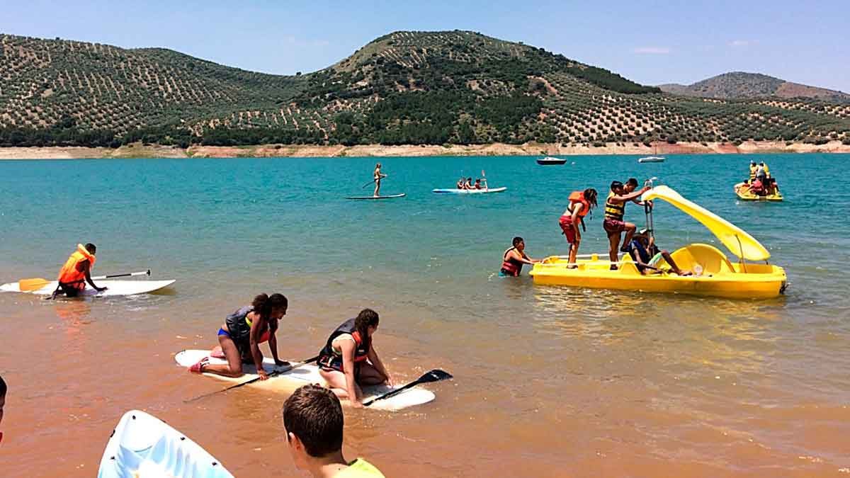 La playa de arena dorada más extensa y sorprendente de Andalucía está en el interior de esta provincia - Andalucía Informa