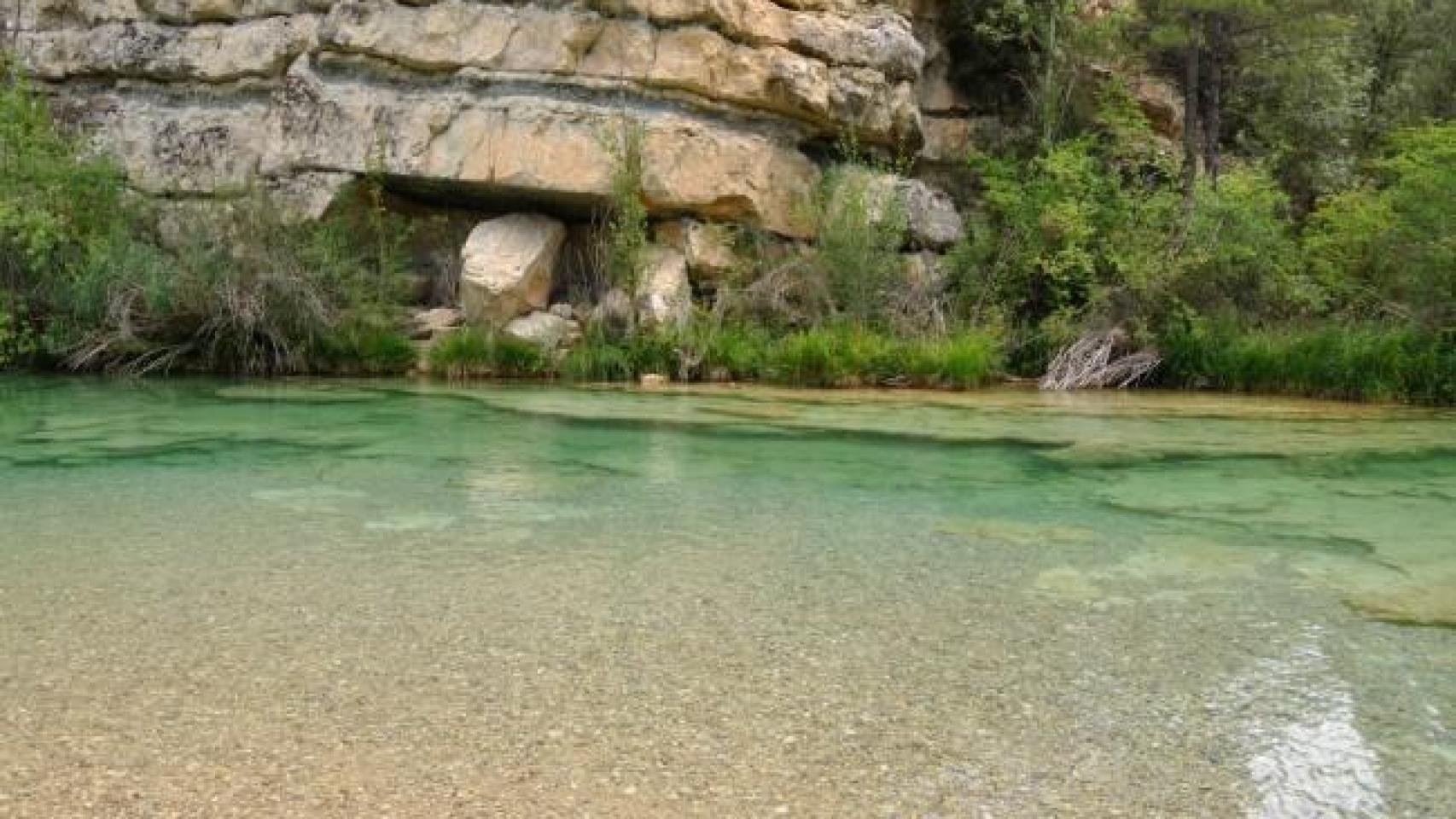 La playa fluvial de Guadalajara donde se produce un fenómeno natural único