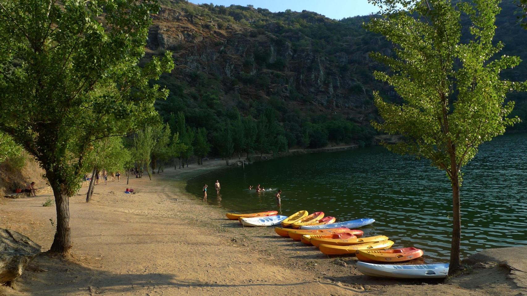 La preciosa playa de Salamanca que no te puedes perder este verano: ocio y diversión en un lugar privilegiado