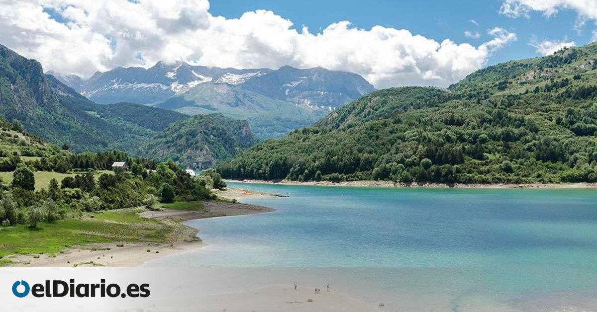 La ruta de senderismo de nueve kilómetros que lleva a un embalse, una cascada y recorre un valle glaciar en el Pirineo aragonés