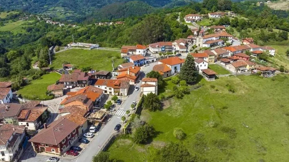 La ruta de senderismo que para por este pueblo, considerado uno de los más bonitos de España