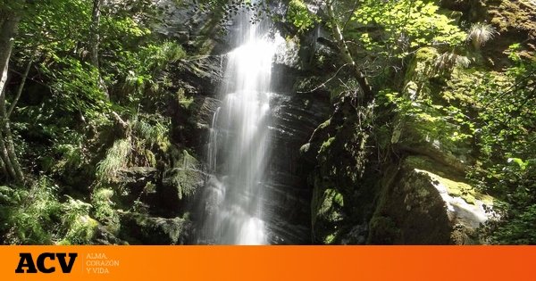 La ruta de senderismo que tienes que hacer sí o sí en León: un paseo sencillo donde ver una preciosa cascada, apta para ir con niños