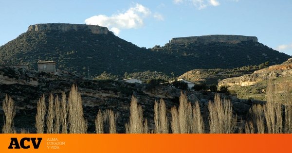 La ruta que tienes que hacer sí o sí a una hora y media de Madrid: con una formación rocosa a la que comparan con la famosa Roca del León de Sri Lanka