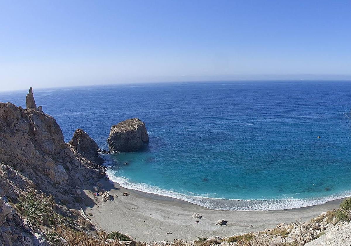 Las 13 mejores playas de Granada, según una conocida revista de viajes | Ideal