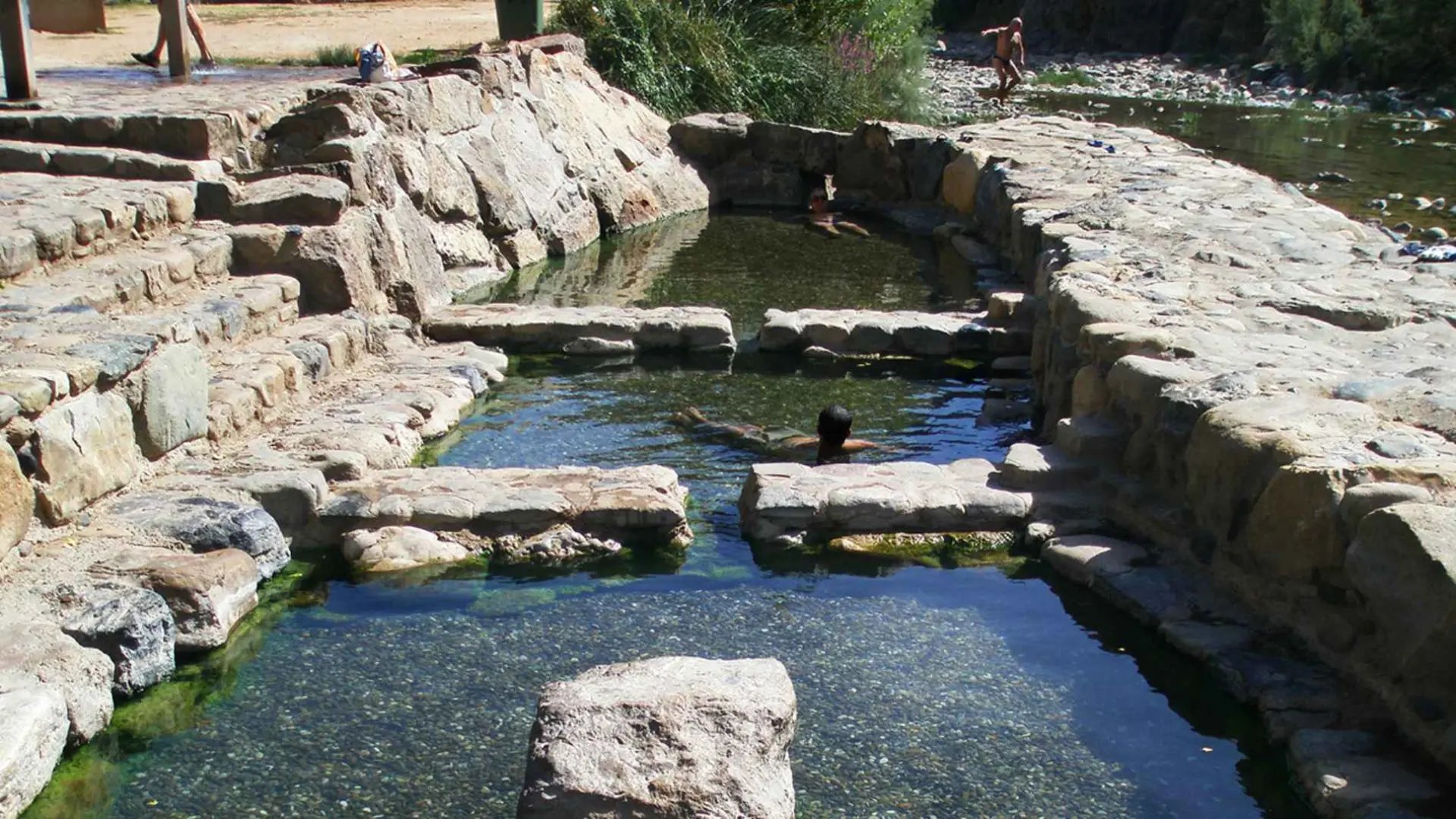 Las pozas de aguas termales con propiedades medicinales escondidas en un bonito pueblo cerca de Zaragoza
