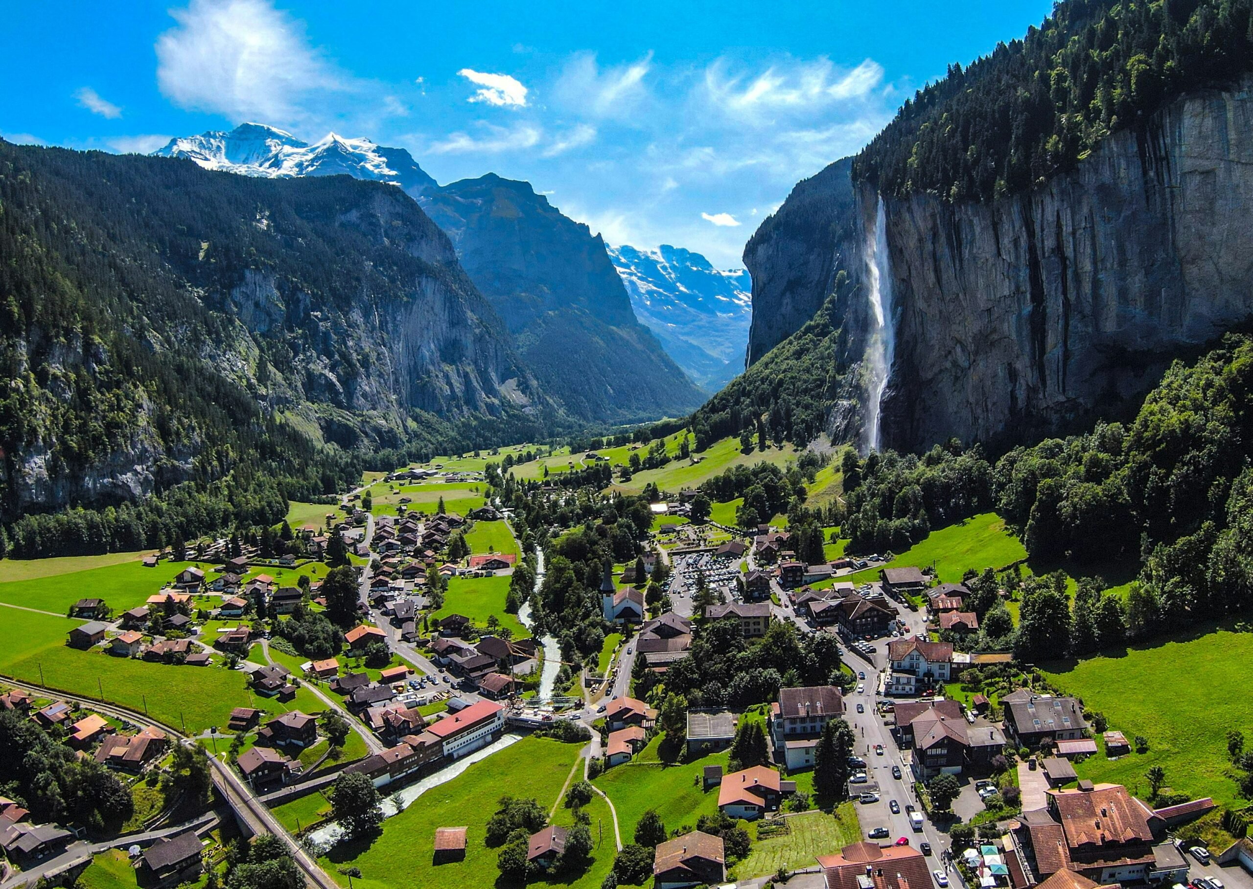 Lauterbrunnen, el valle más bonito de Suiza lleno de cascadas