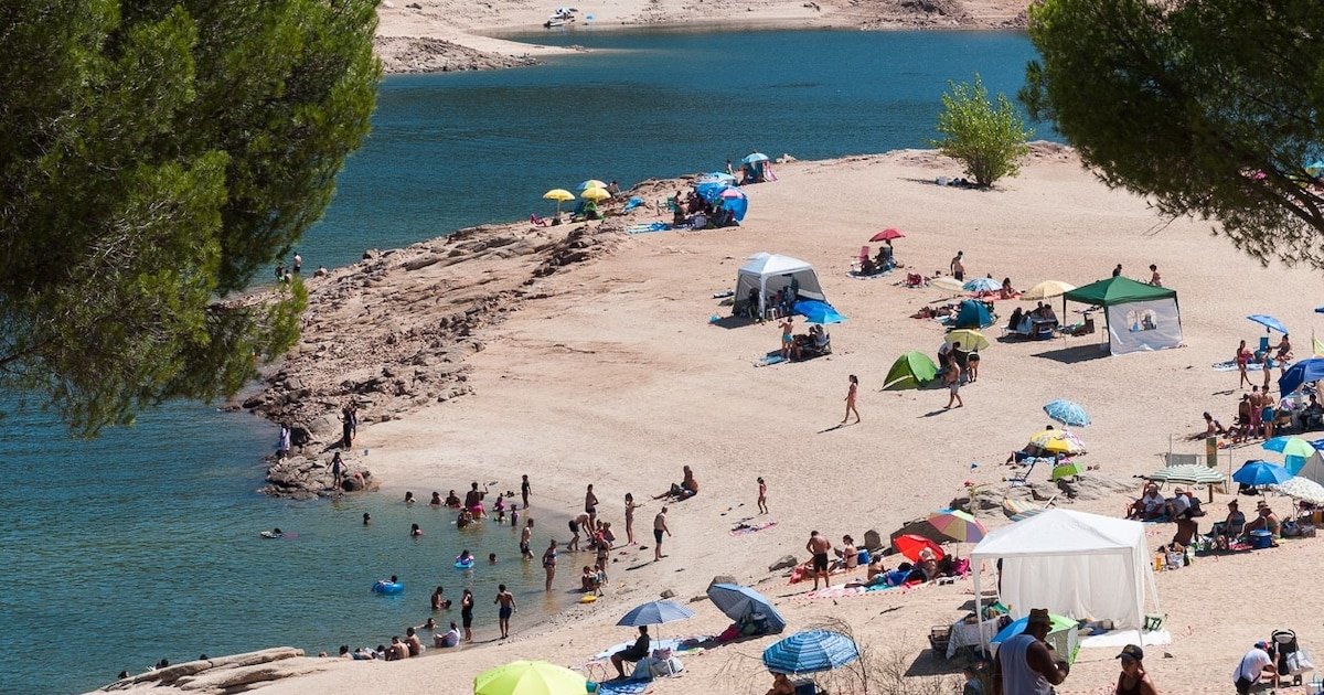 Los 10 rincones de Madrid para refrescarse y huir del calor: piscinas naturales, playas fluviales y saltos de agua