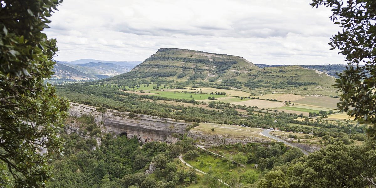 Los amantes del senderismo han puesto de moda esta ruta de poco más de 10 kilómetros cerca de Burgos