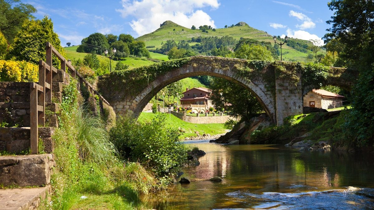 Los pueblos más bonitos en los valles pasiegos: ruta por la zona más auténtica de Cantabria