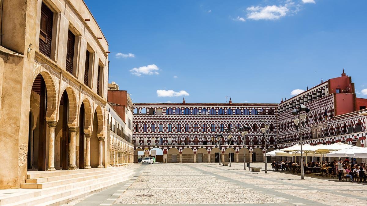 Ni Ávila, ni Toledo: la ciudad medieval amurallada más bonita de España es todavía una completa desconocida