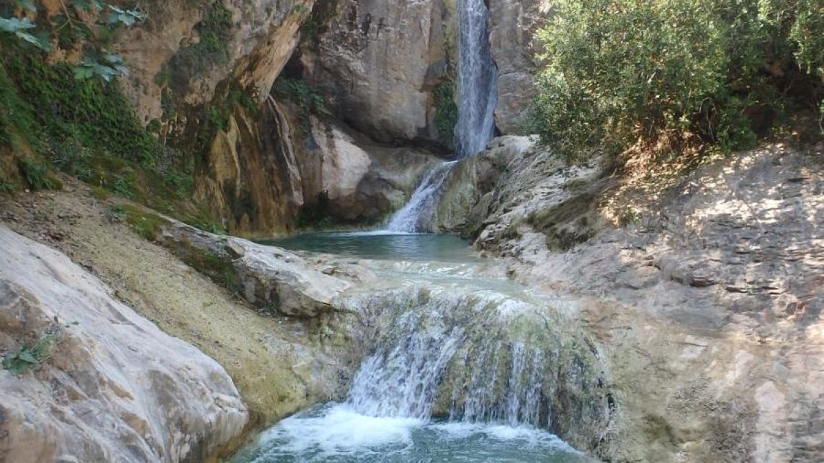 Piscinas naturales en el corazón de Lleida: dos joyas escondidas para disfrutar este verano