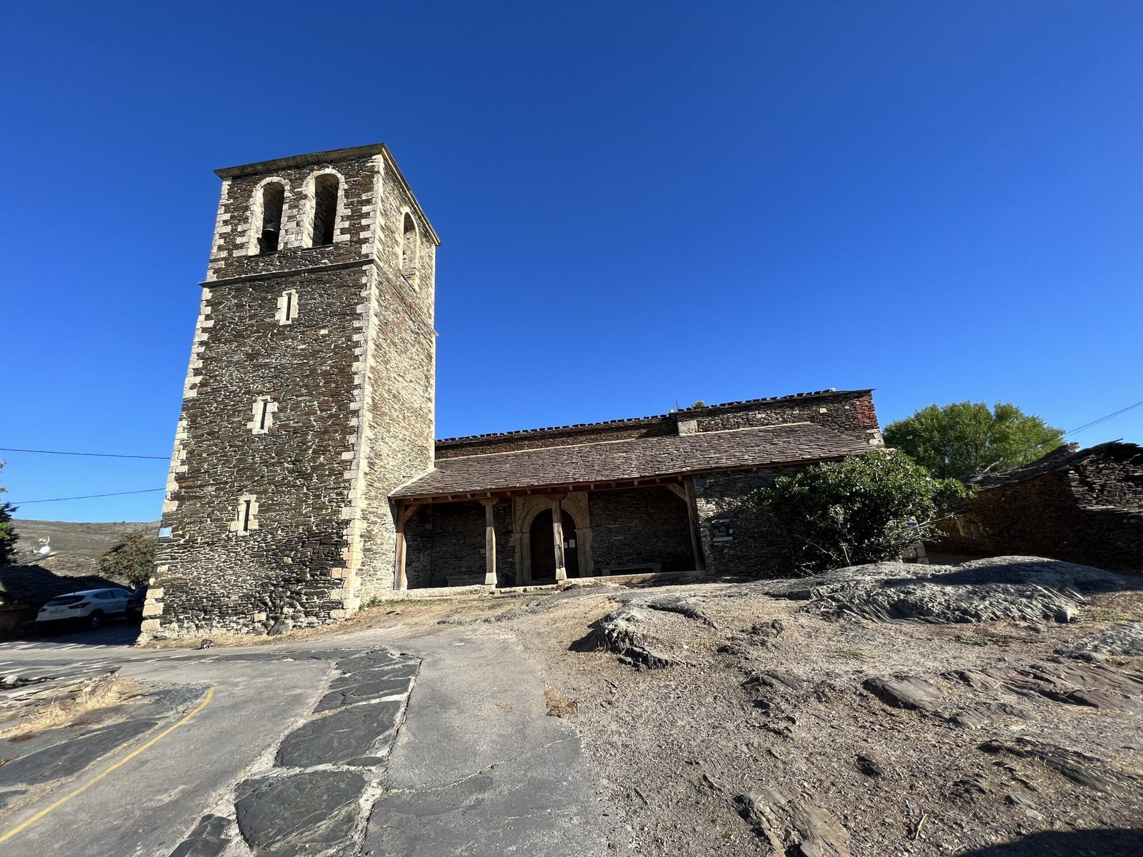 Seis Pueblos Negros - Senderismo fácil en Guadalajara