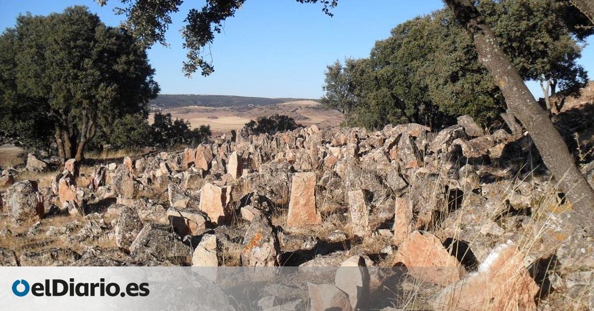 Senderismo y cicloturismo en torno al castro celtíbero de Castilviejo, una fortaleza recuperada y visitable