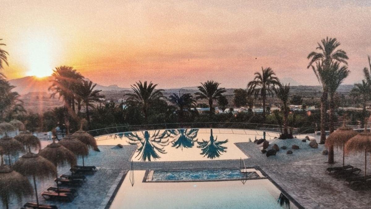 Solo hay una 'playa termal' en Europa y está en Murcia: un oasis en para familias y amantes de las aguas terapéuticas