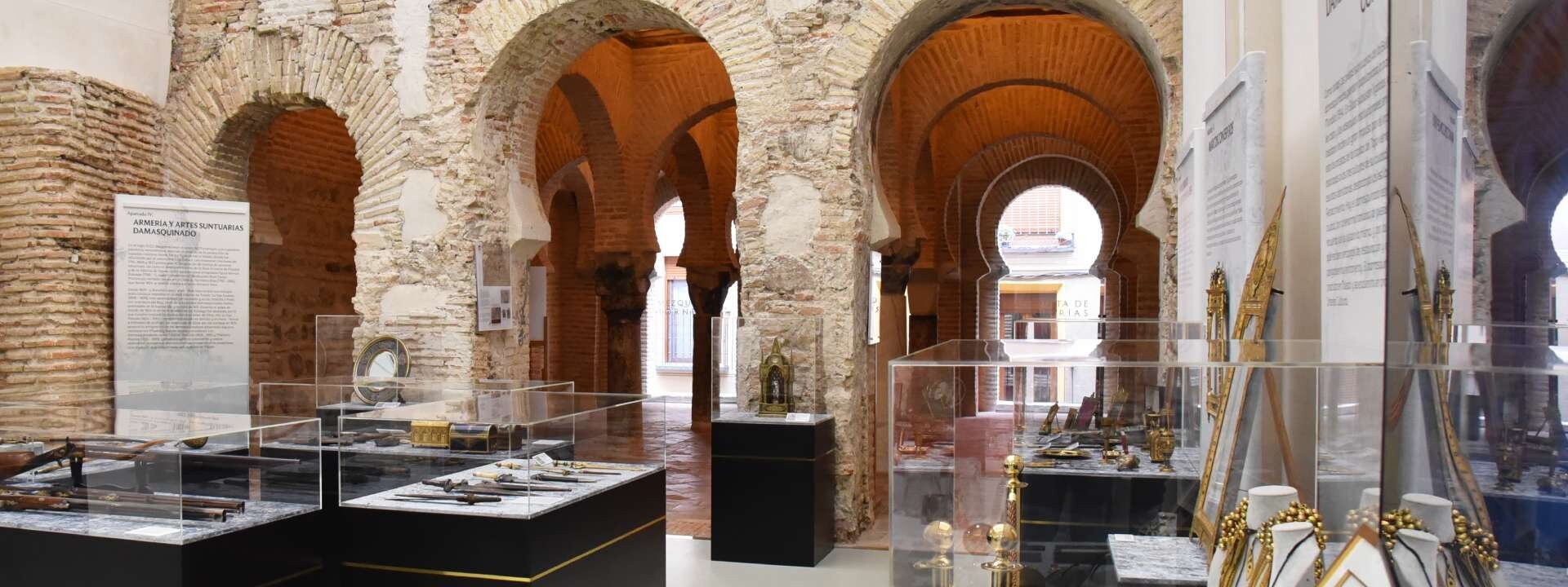 Tiene más de 1000 años, pero acaba de abrir sus puertas: la mezquita secreta de Toledo que acoge una exposición única